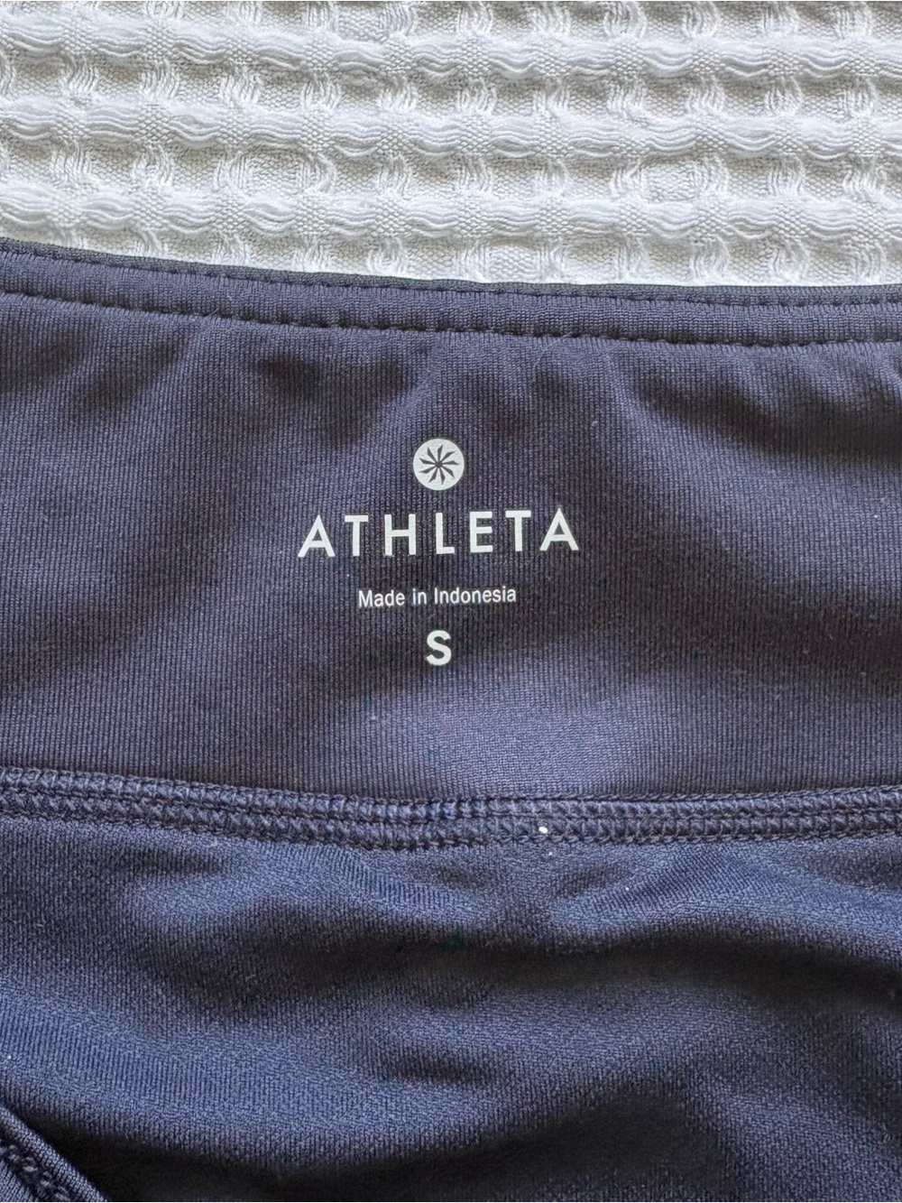 Athleta Ready Set Go Short Blue Jigsaw Stripe Graphic Print Built-In Brief: S - Picture 4 of 10